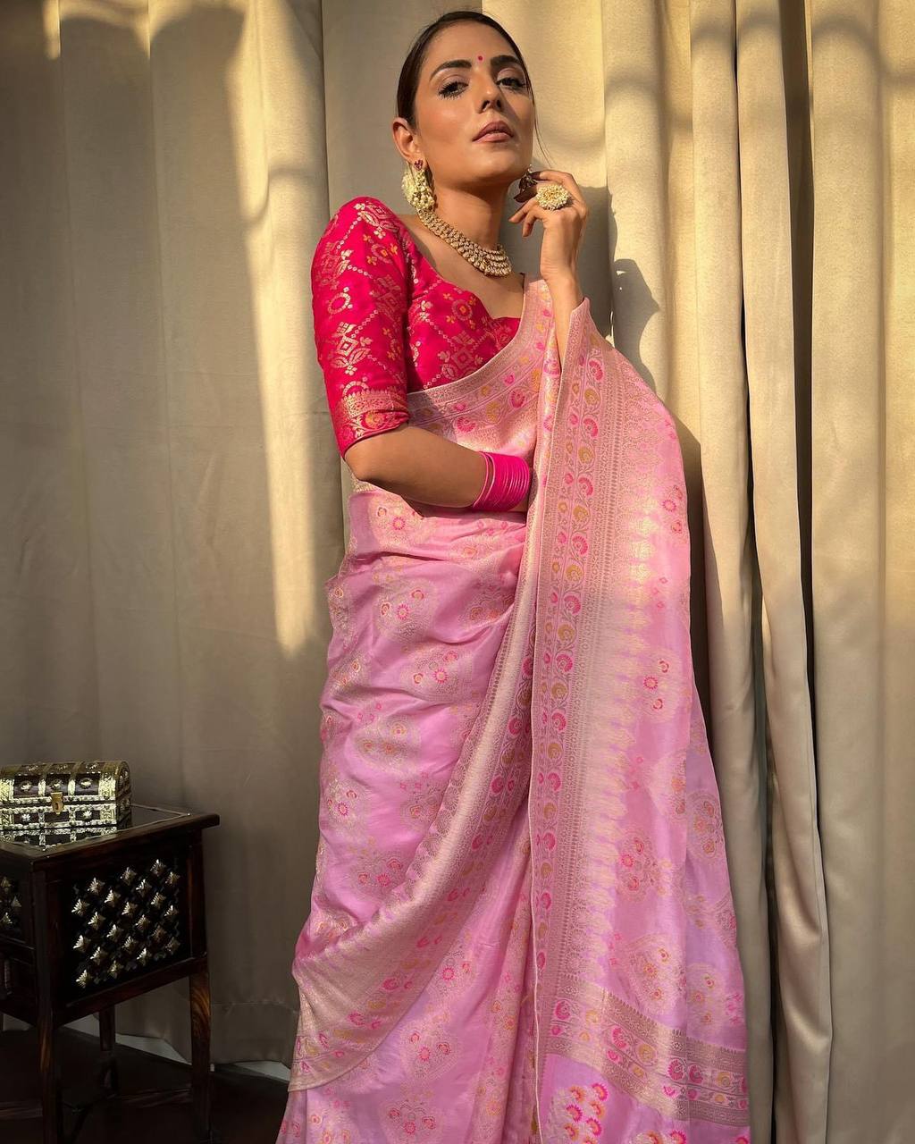 Enchanting Onion Pink Silk Saree Ensemble with Twirling Blouse Piece