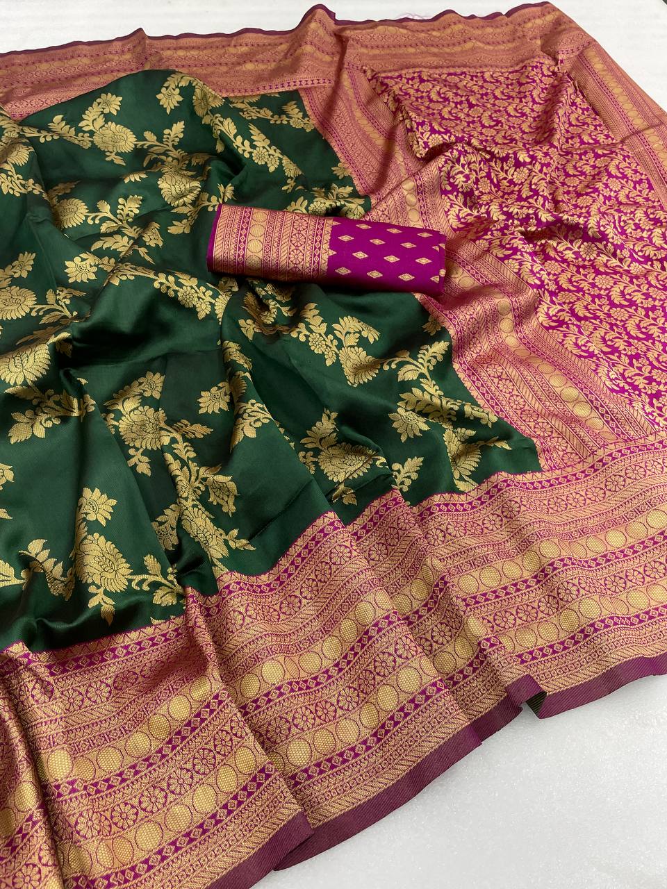 Exquisite Green Pure Soft Silk Saree with Stunning Blouse