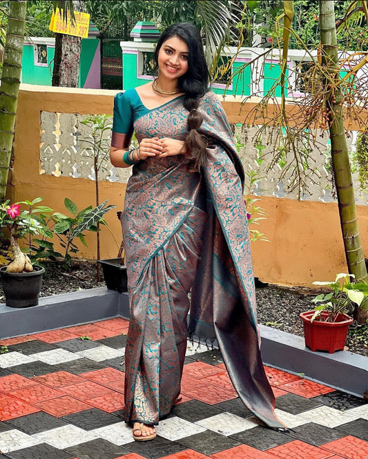 Elegant and Luxurious Rama Soft Banarasi Silk Jacquard Saree