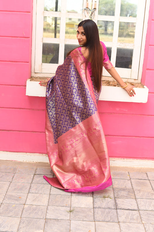 Snazzy Wine Banarasi Silk Saree With Matching Blouse Piece